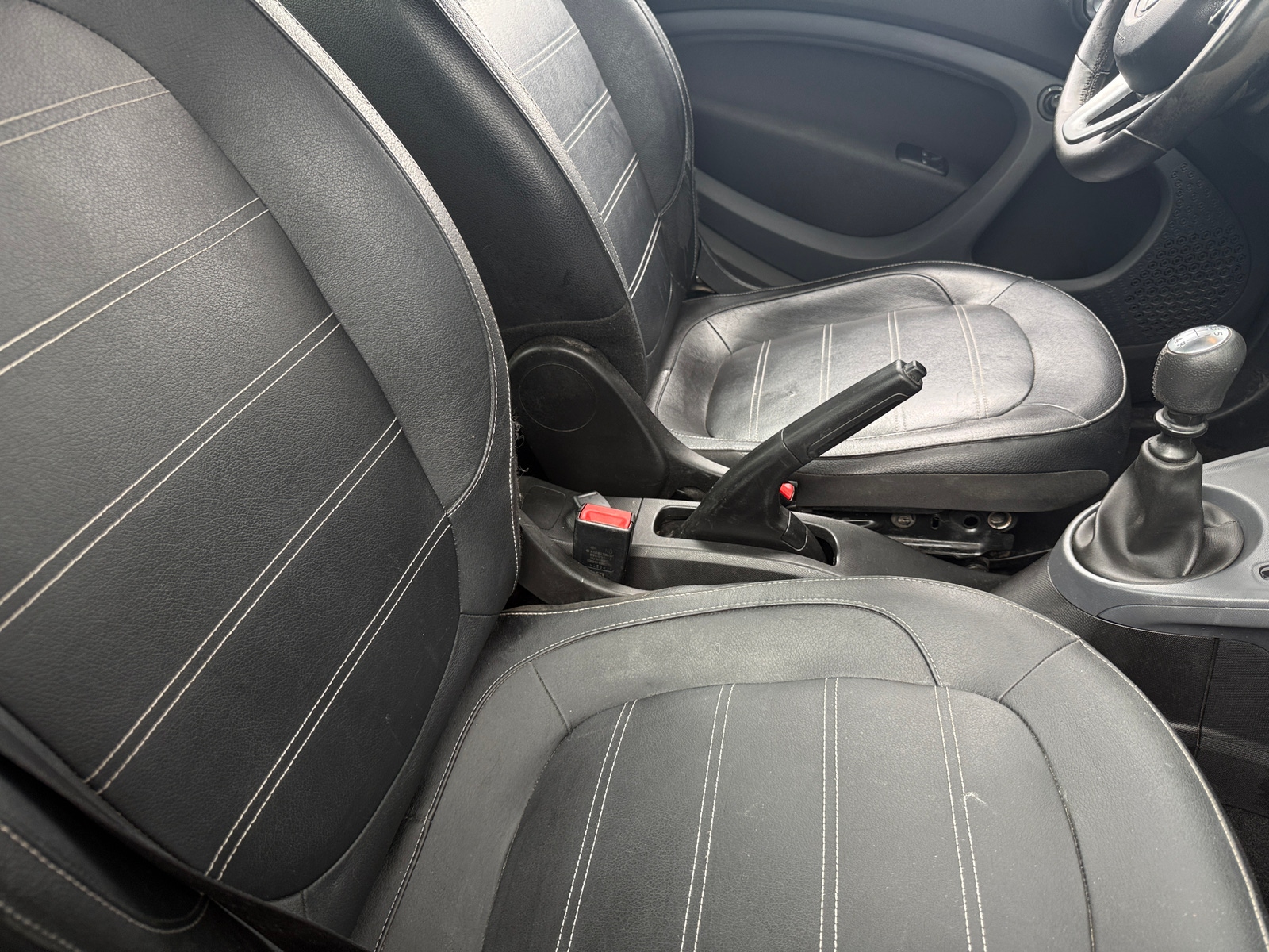 Thumbnail: 2016 smart fortwo - 2