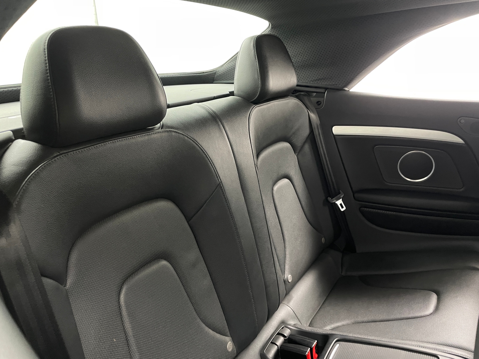 Thumbnail: 2011 Audi S5 - 5