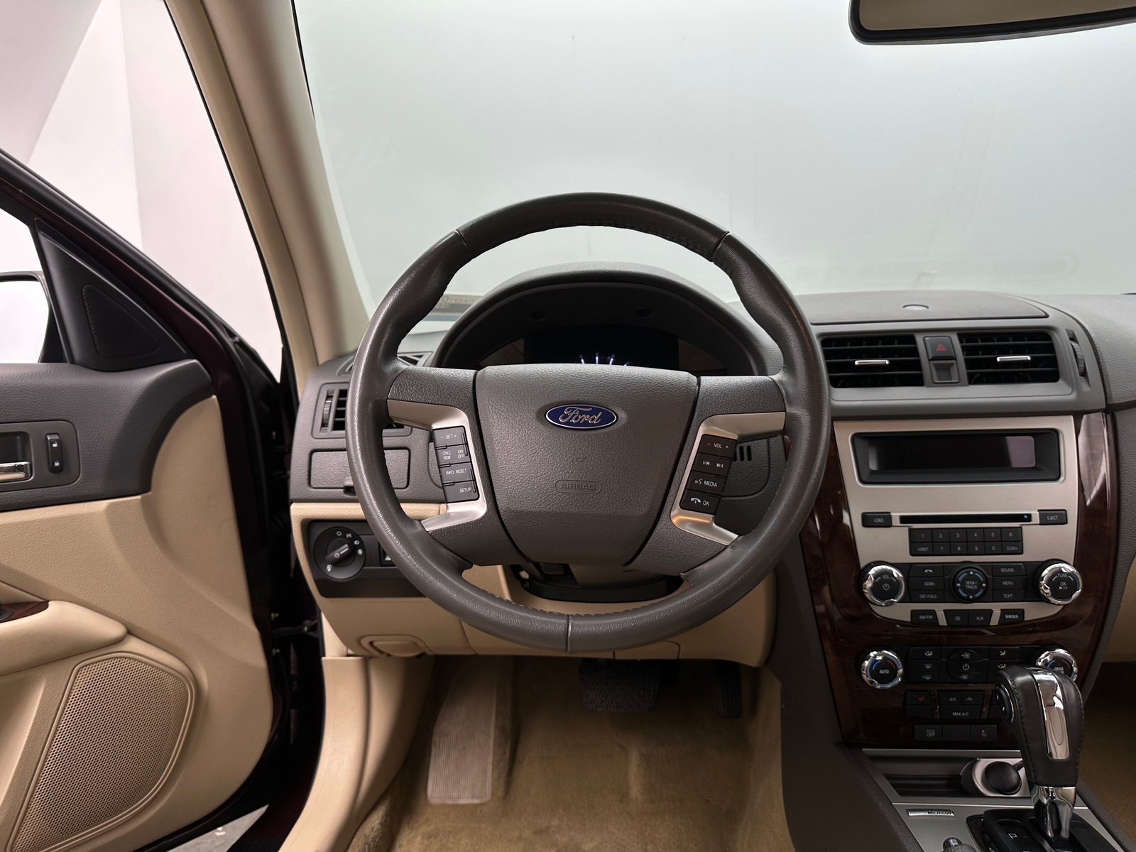 Thumbnail: 2012 Ford Fusion - 4