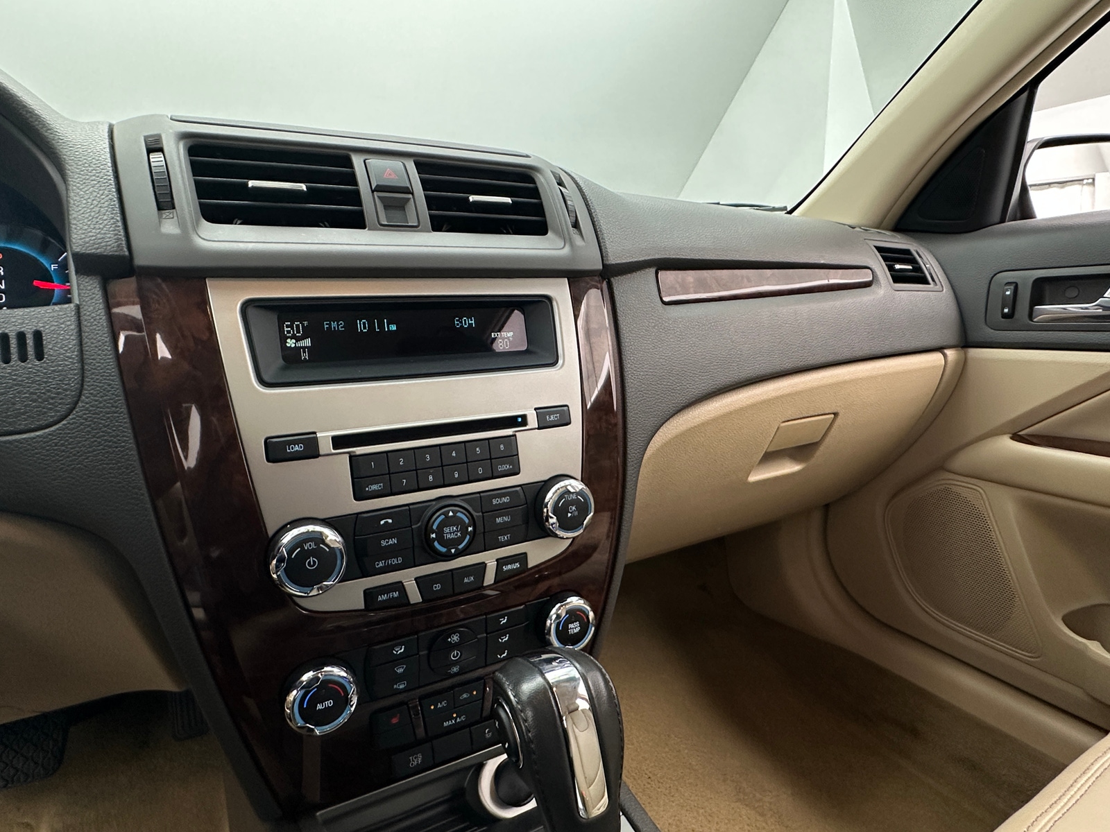 Thumbnail: 2012 Ford Fusion - 3
