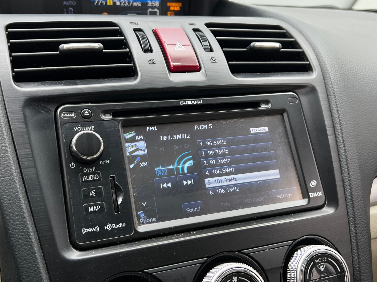 Thumbnail: 2014 Subaru XV Crosstrek - 4