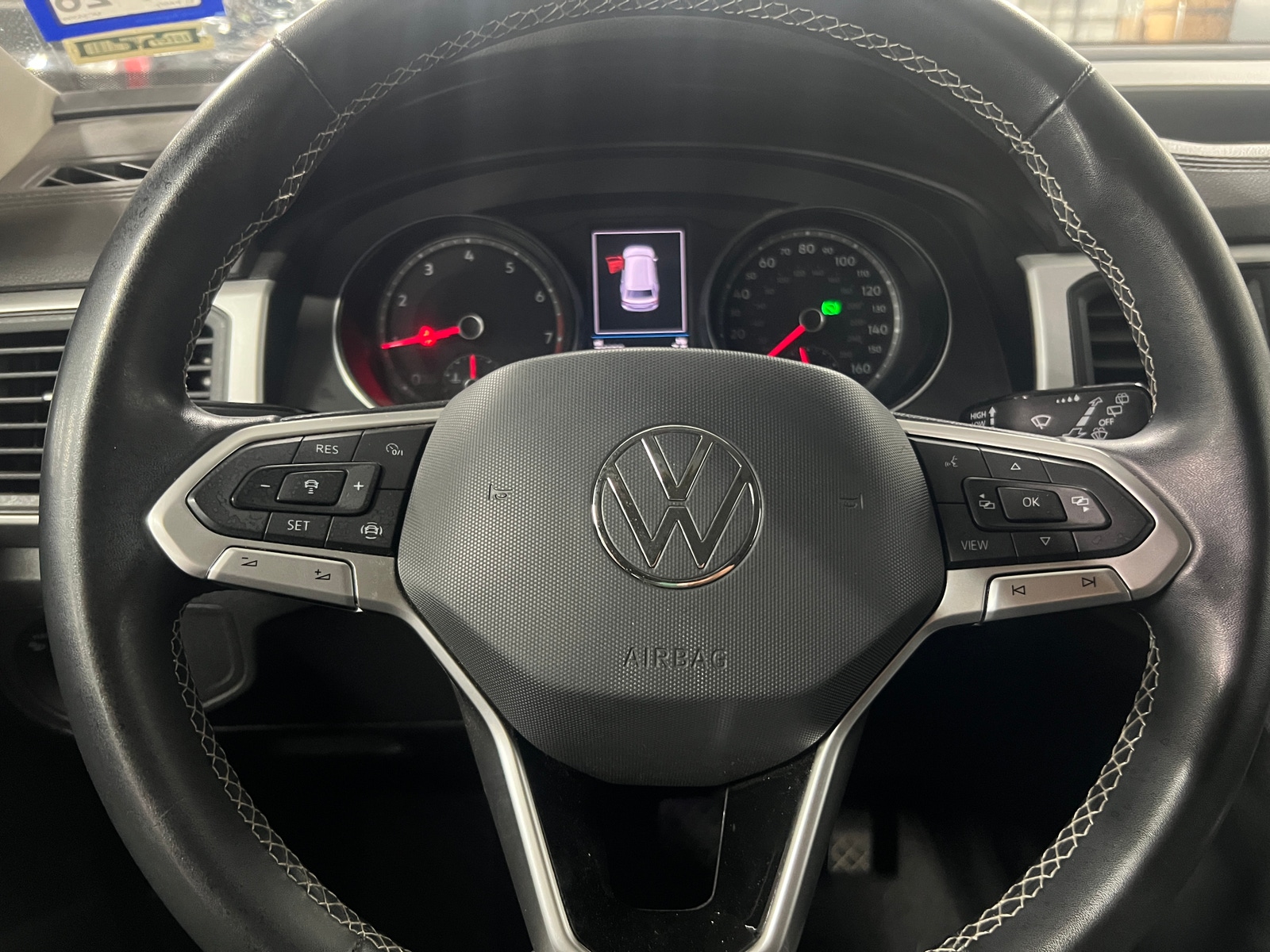 Thumbnail: 2021 Volkswagen Atlas - 4