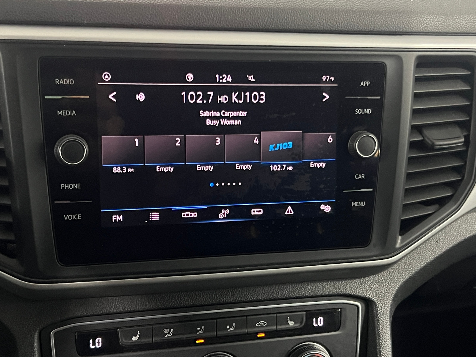 Thumbnail: 2021 Volkswagen Atlas - 3