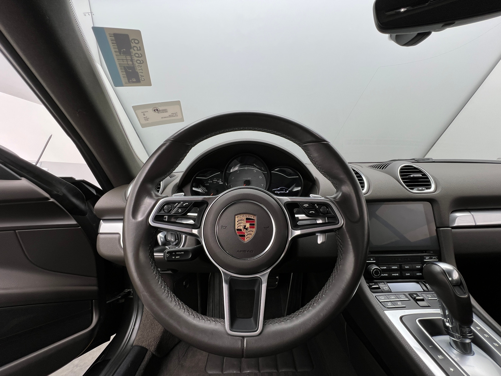 Thumbnail: 2017 Porsche 718 Cayman - 3