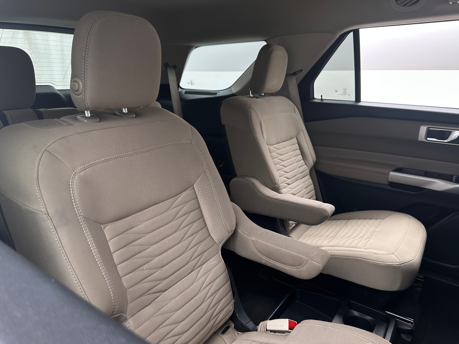 Thumbnail: 2020 Ford Explorer - 6