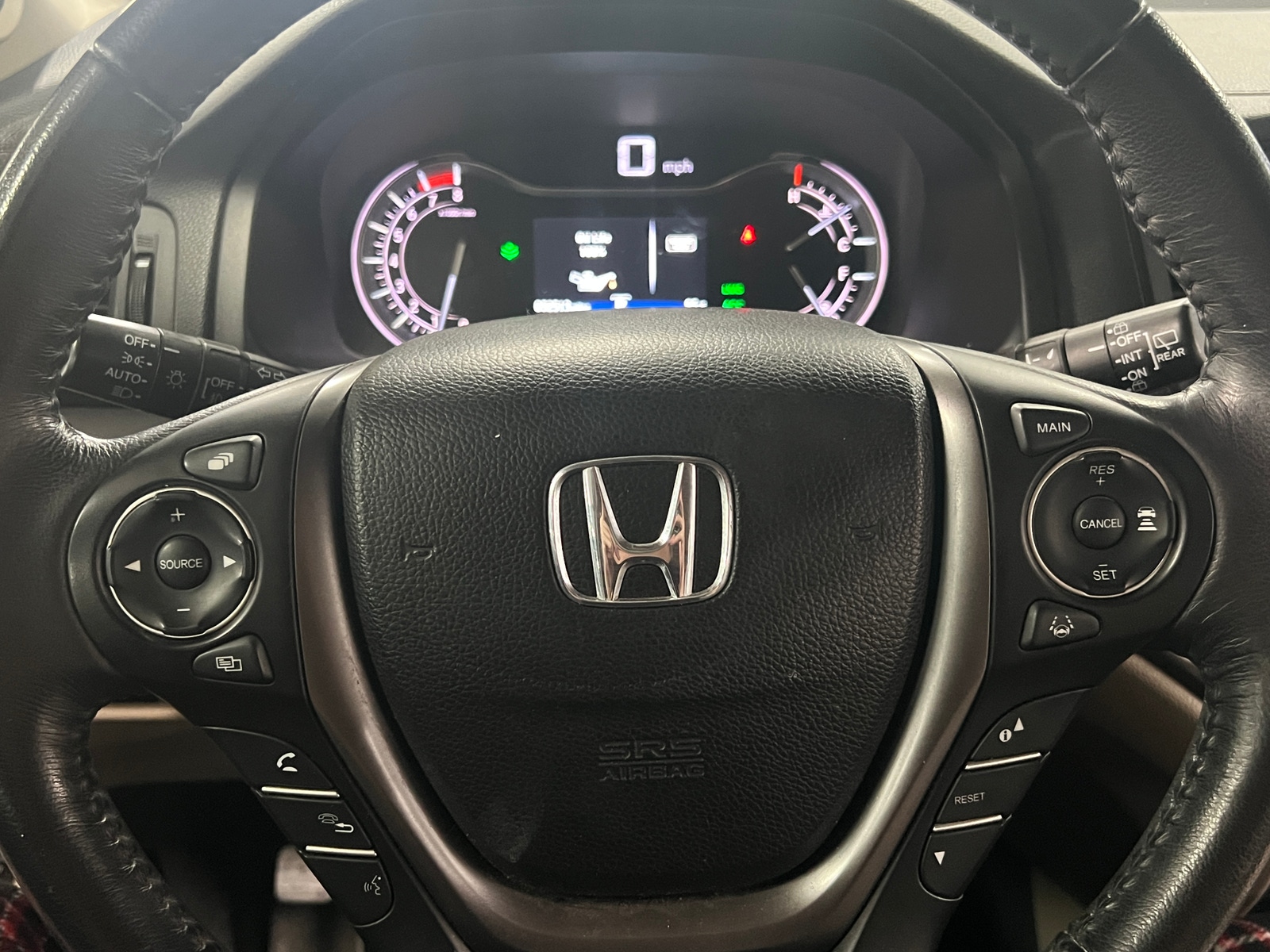 Thumbnail: 2018 Honda Pilot - 4