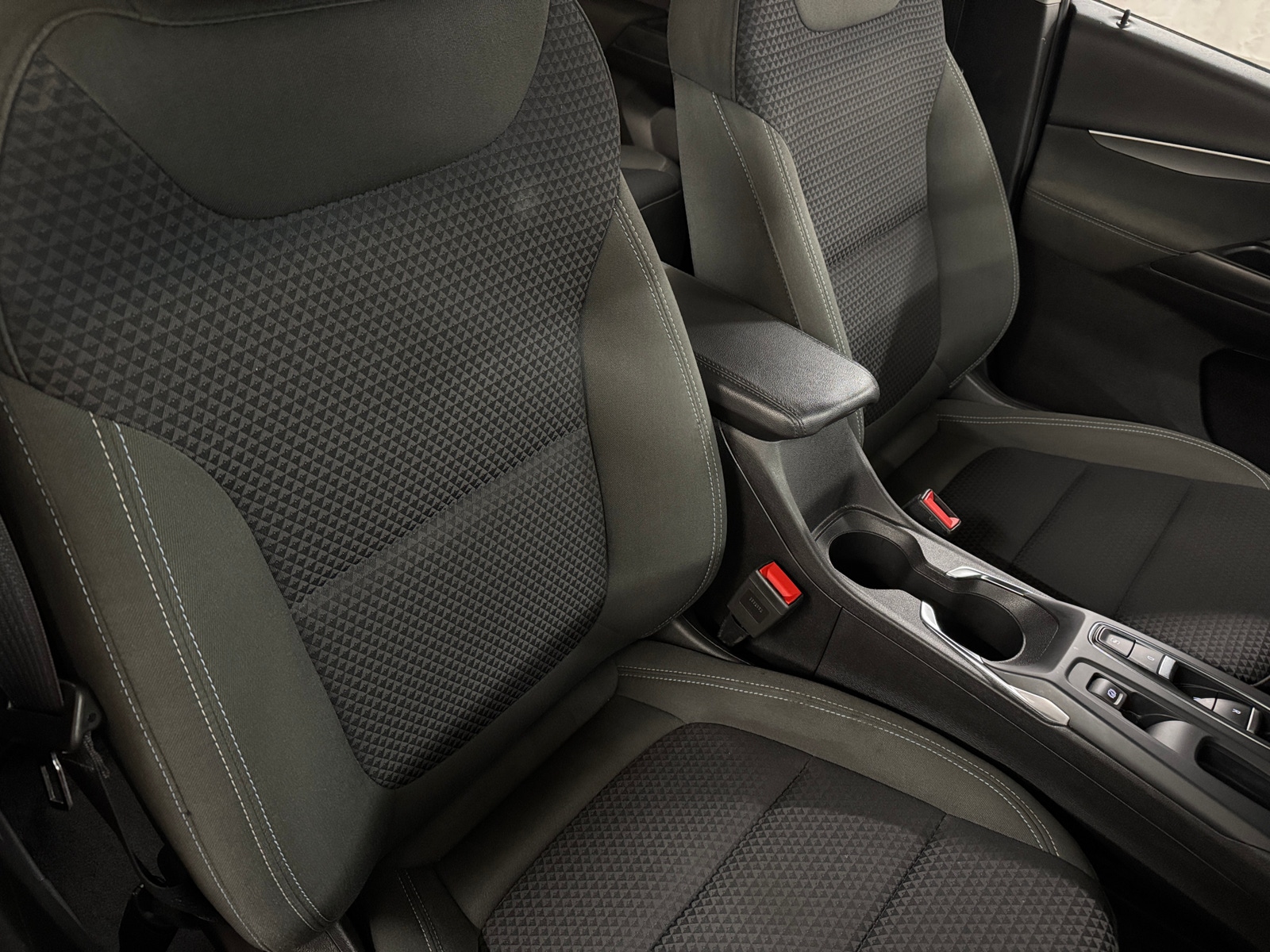 Thumbnail: 2023 Chevrolet Bolt EV - 2