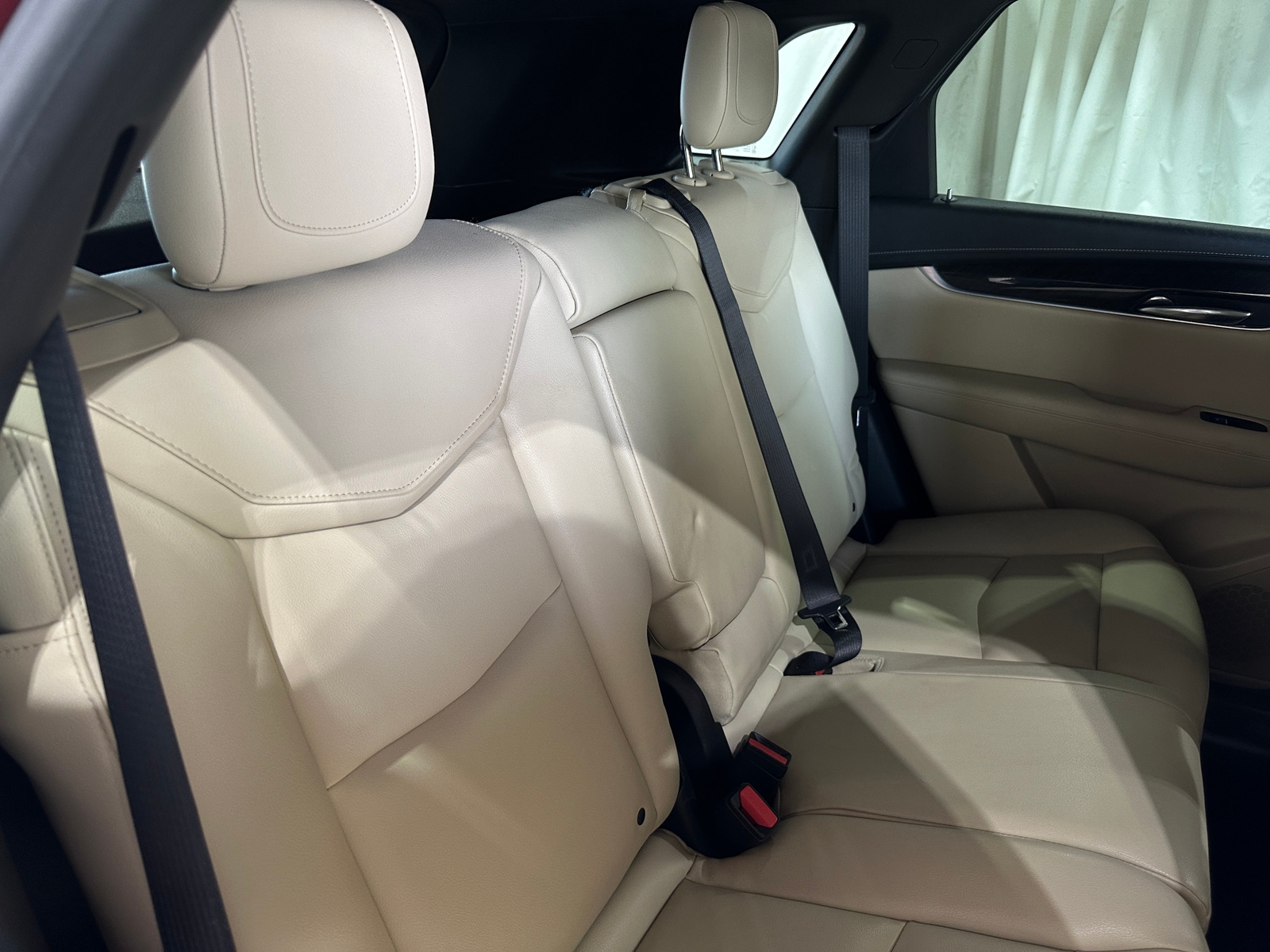 Thumbnail: 2017 Cadillac XT5 - 5