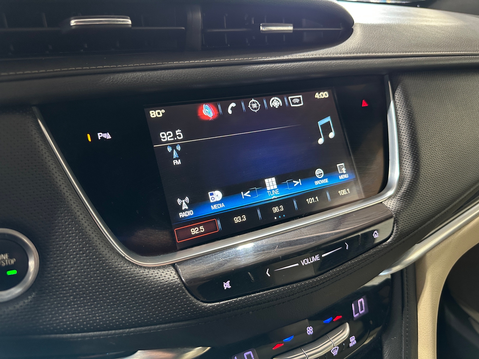 Thumbnail: 2017 Cadillac XT5 - 3