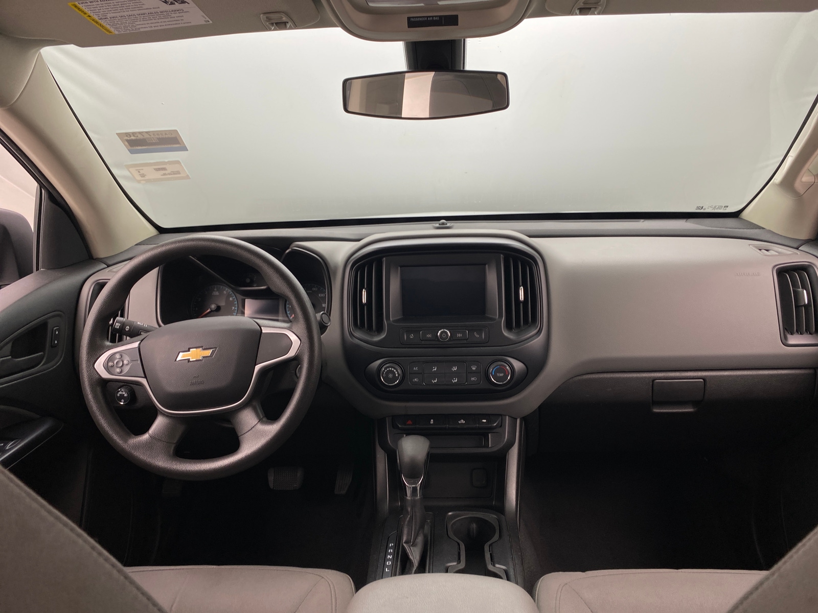 Thumbnail: 2022 Chevrolet Colorado - 3