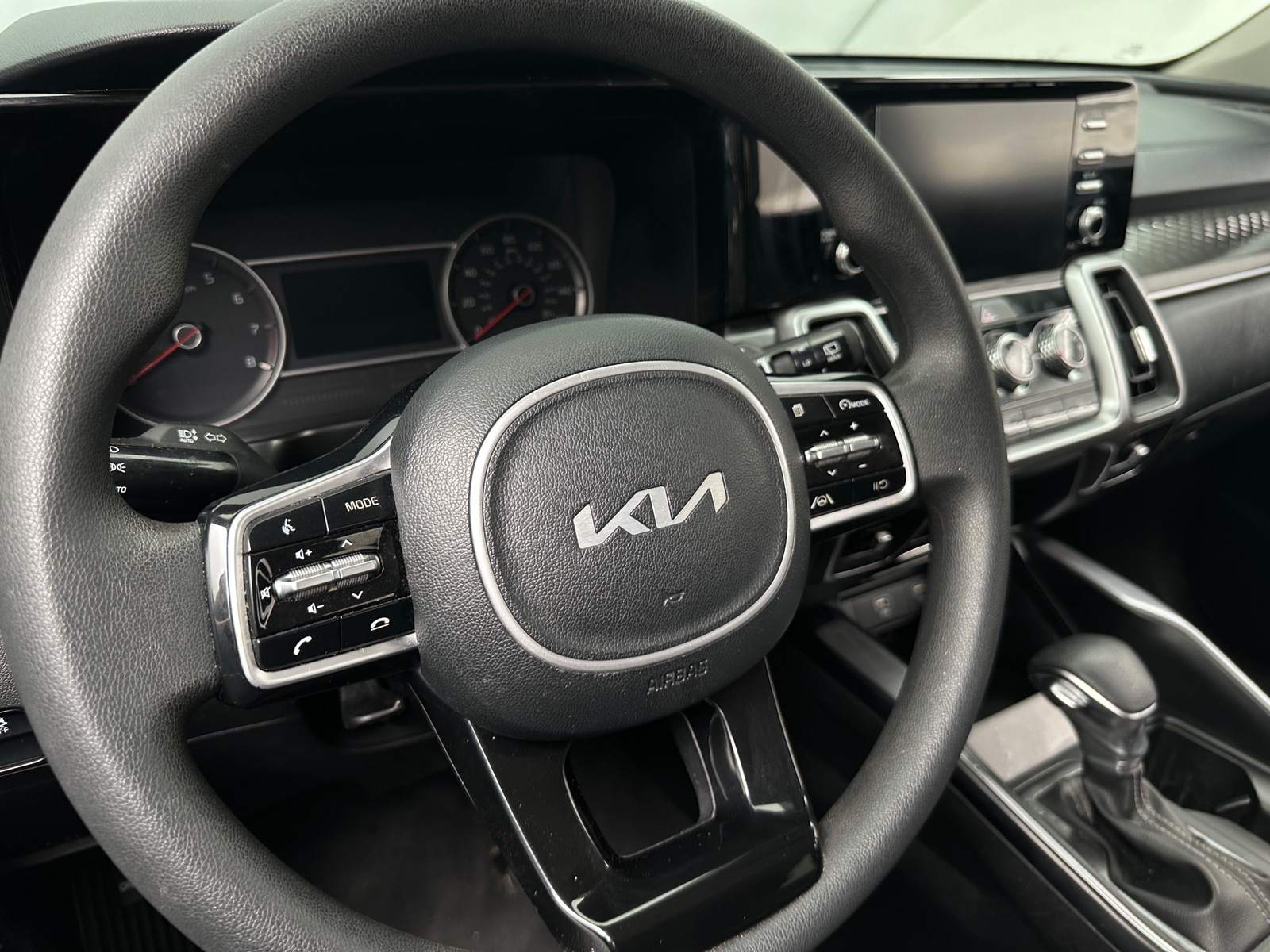 Thumbnail: 2022 Kia Sorento - 5