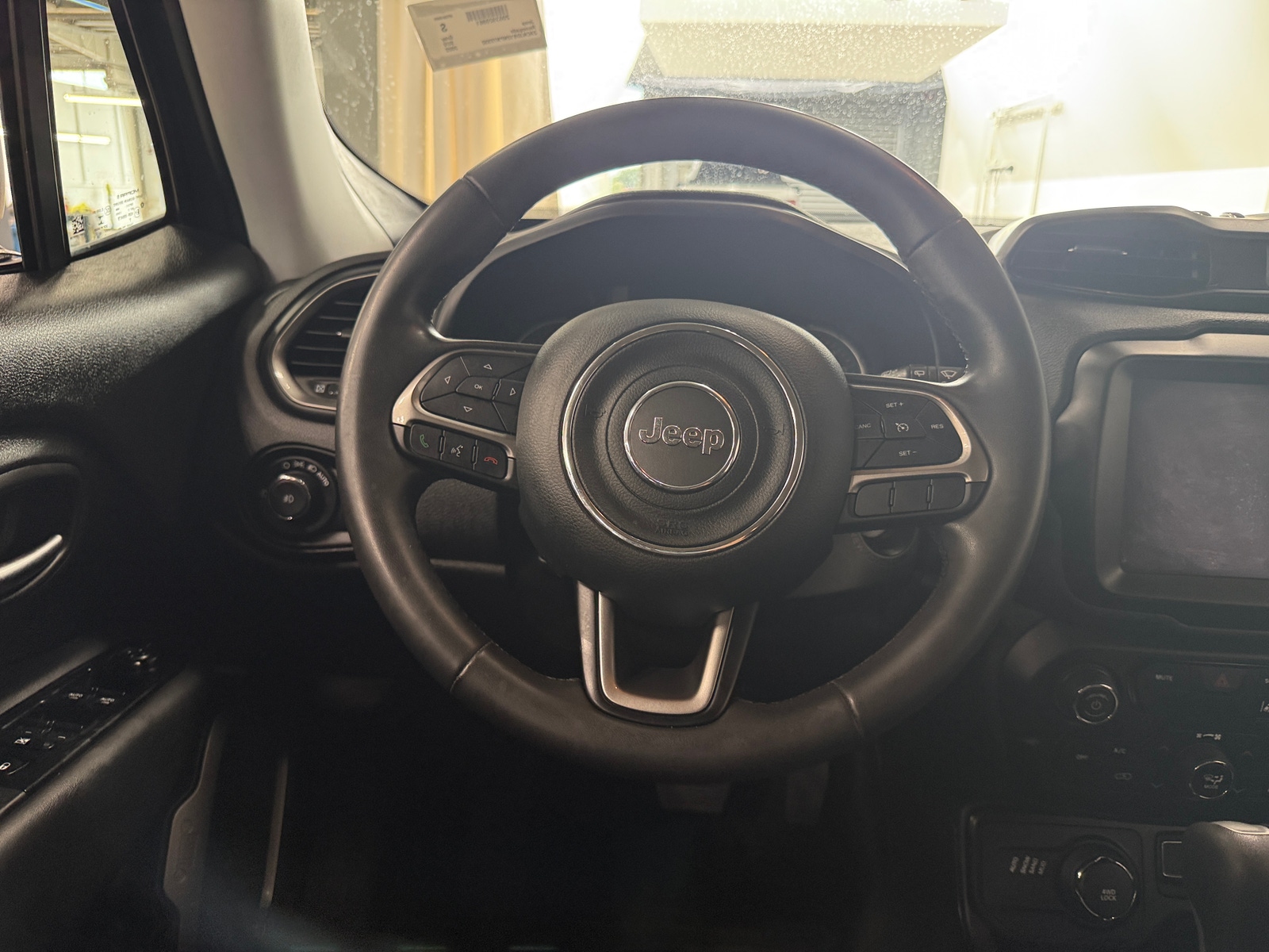 Thumbnail: 2022 Jeep Renegade - 5