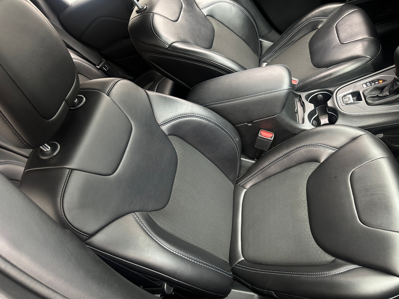 Thumbnail: 2019 Jeep Cherokee - 2