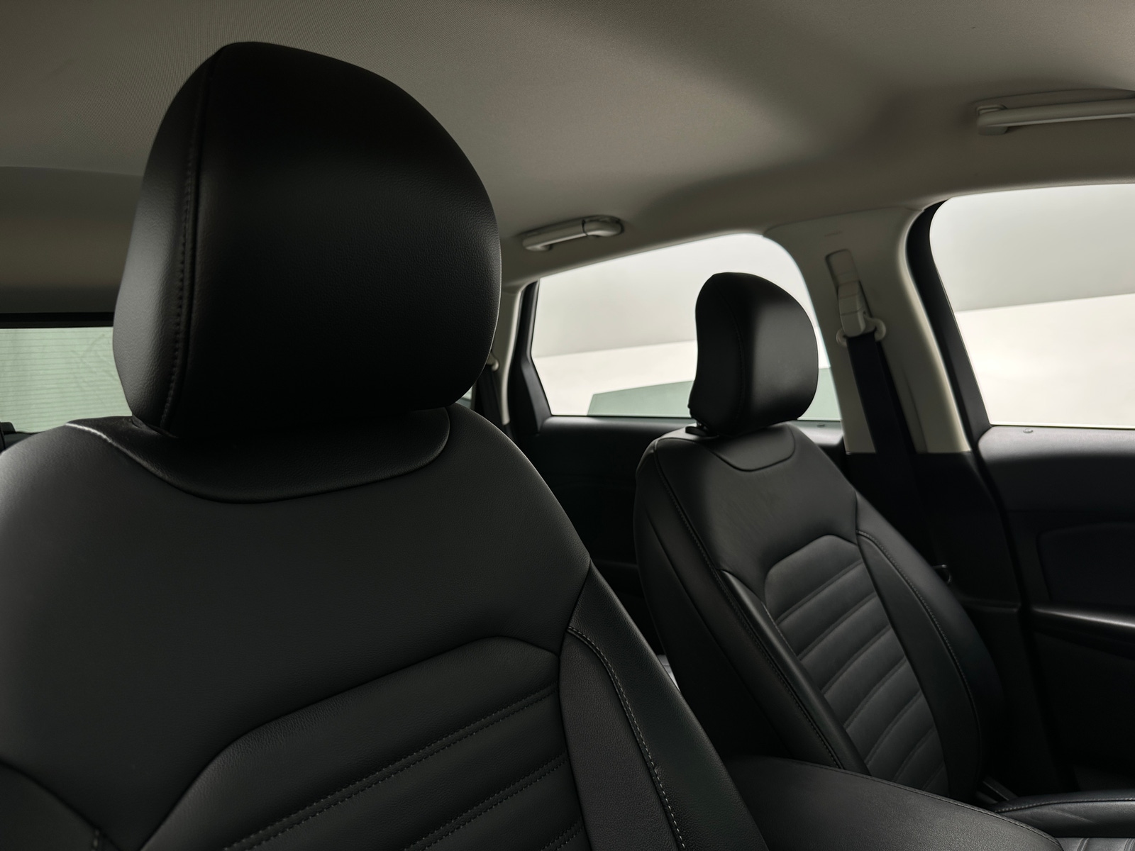 Thumbnail: 2018 Ford Edge - 2