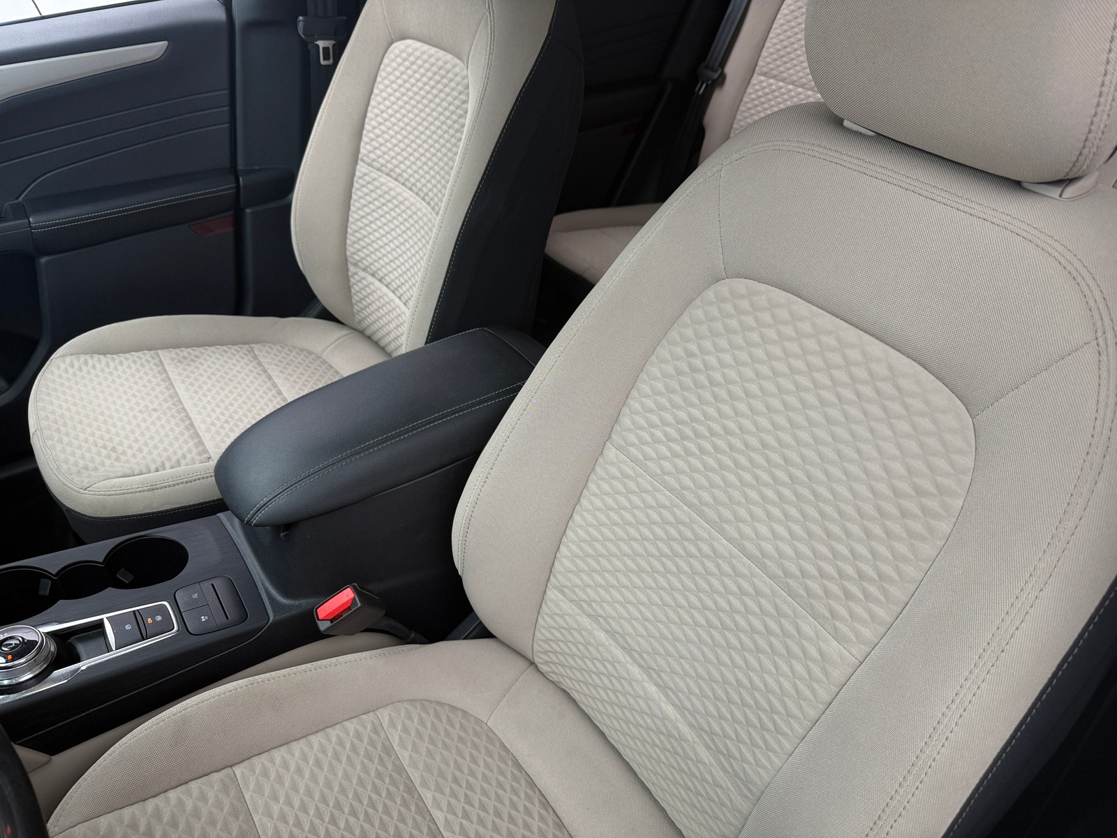 Thumbnail: 2021 Ford Escape - 2