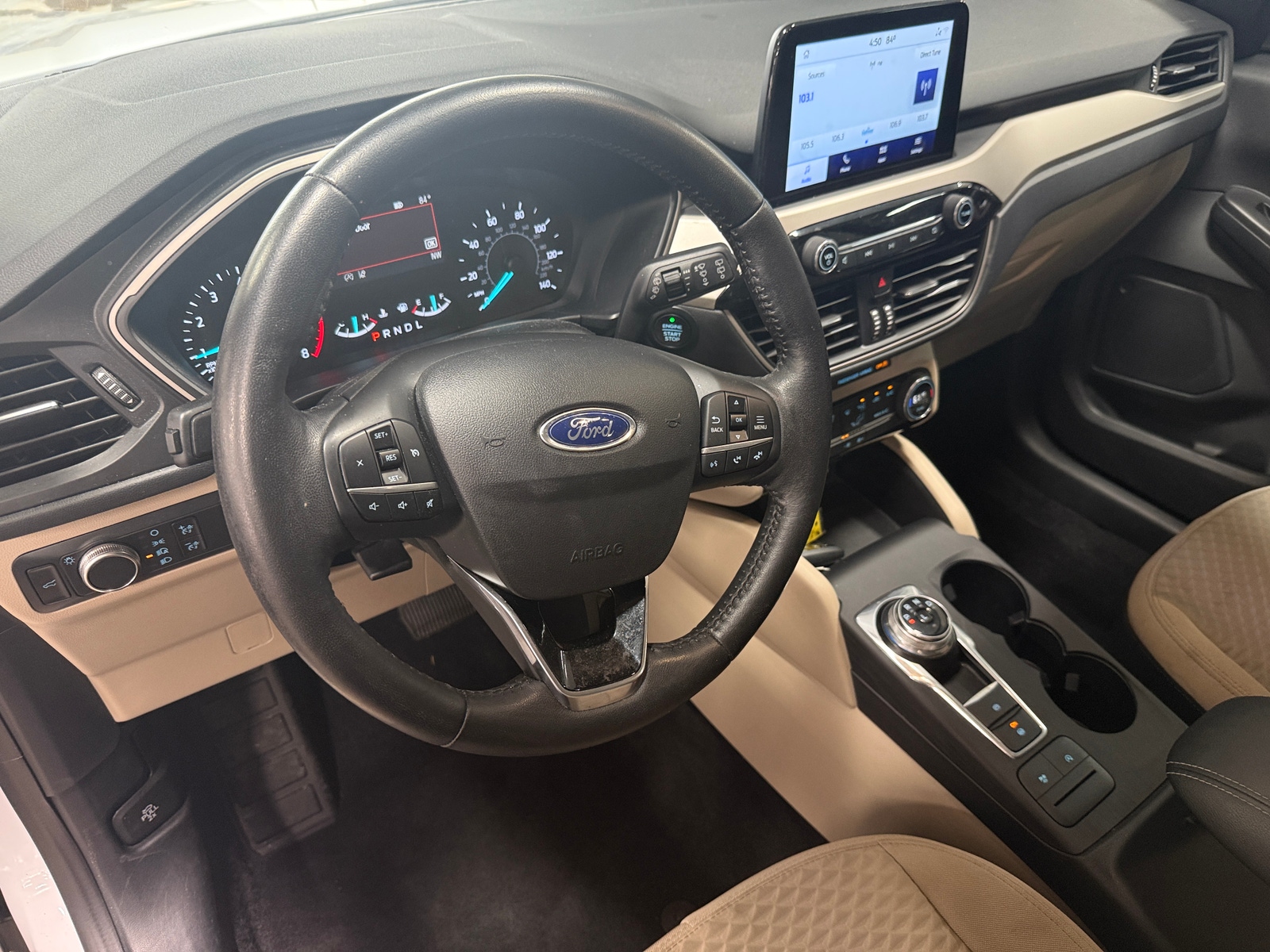 Thumbnail: 2021 Ford Escape - 3