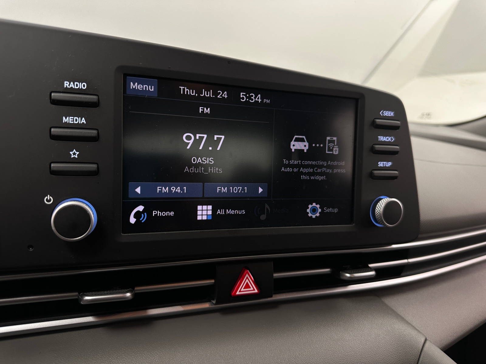 Thumbnail: 2021 Hyundai Elantra - 4