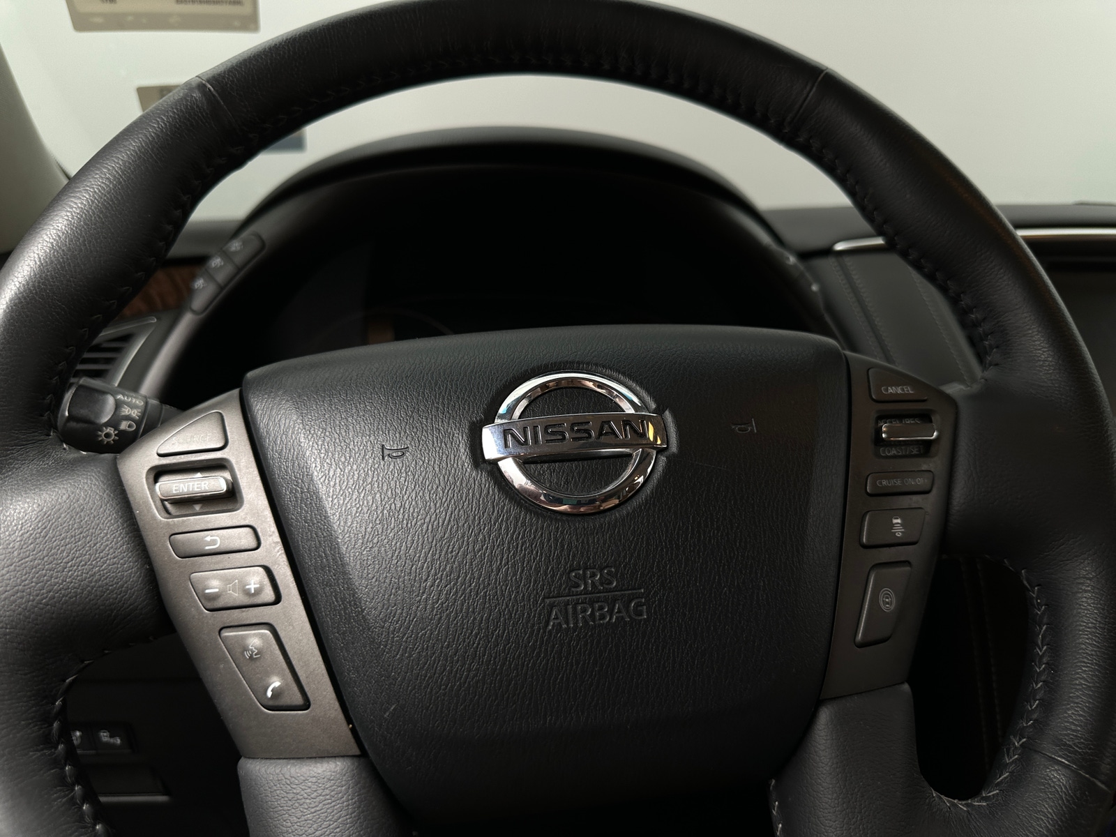 Thumbnail: 2017 Nissan Armada - 4