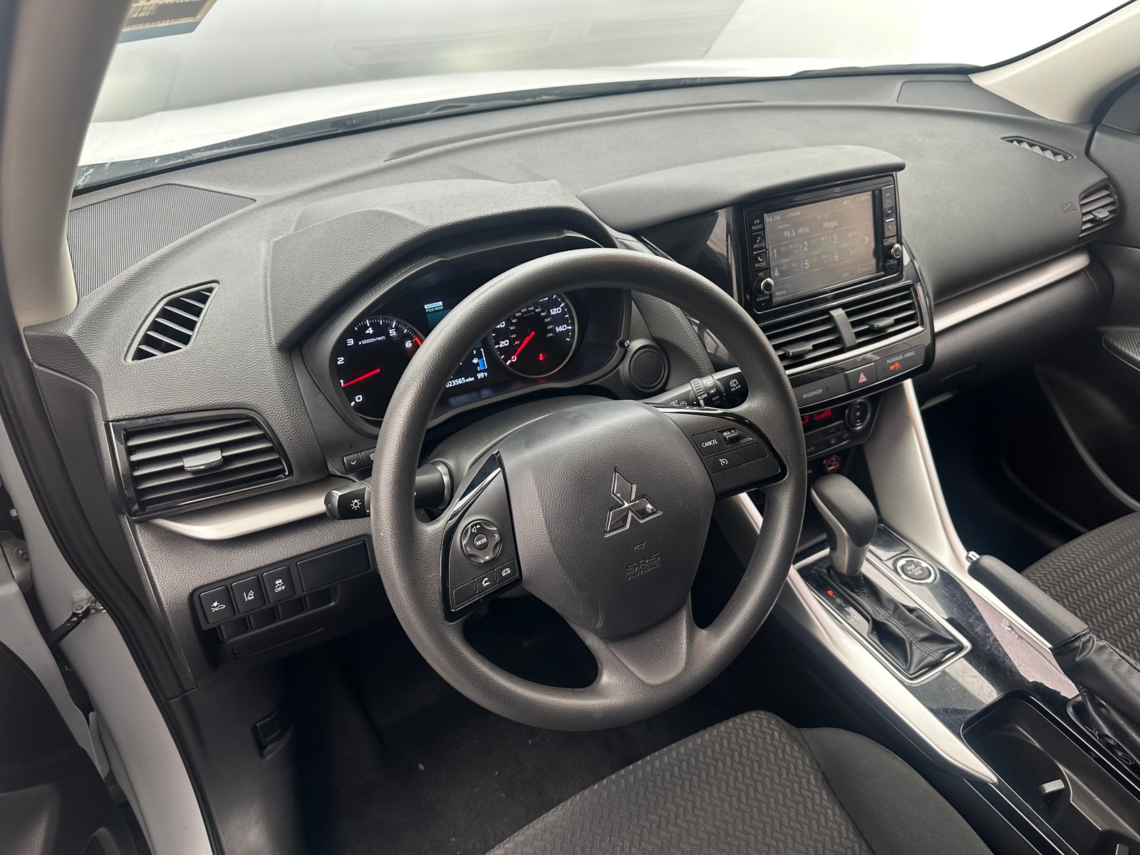 Thumbnail: 2024 Mitsubishi Eclipse Cross - 3