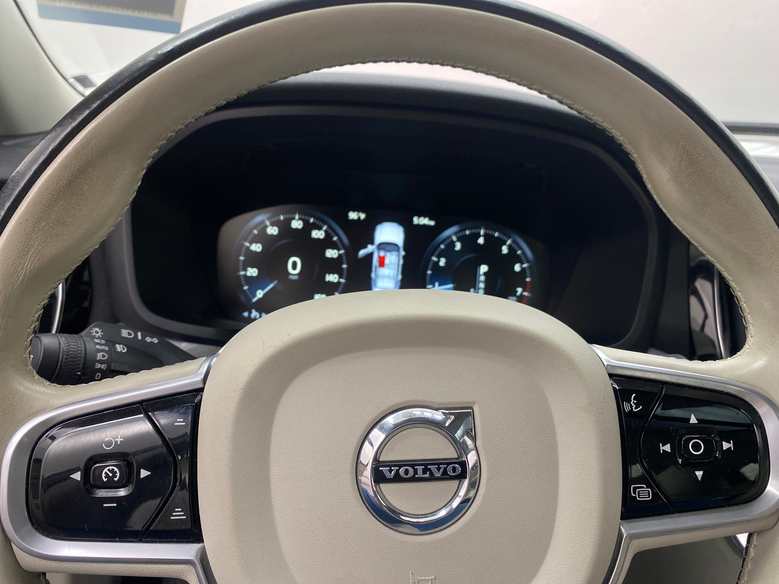 Thumbnail: 2020 Volvo S60 - 4
