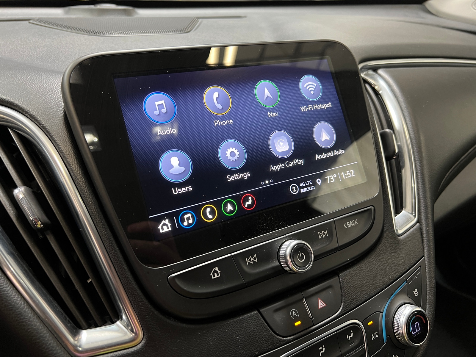 Thumbnail: 2024 Chevrolet Malibu - 4
