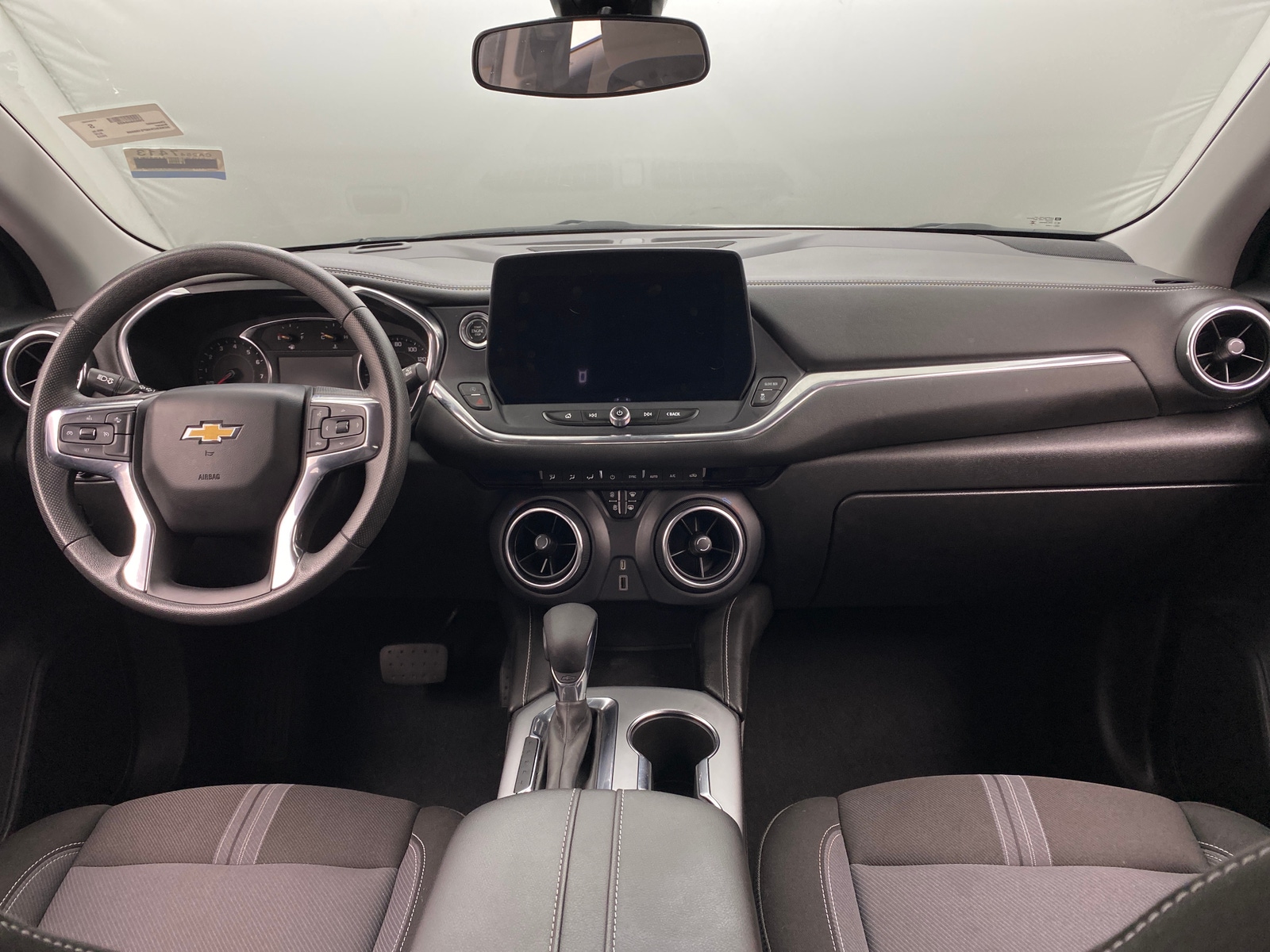 Thumbnail: 2023 Chevrolet Blazer - 3
