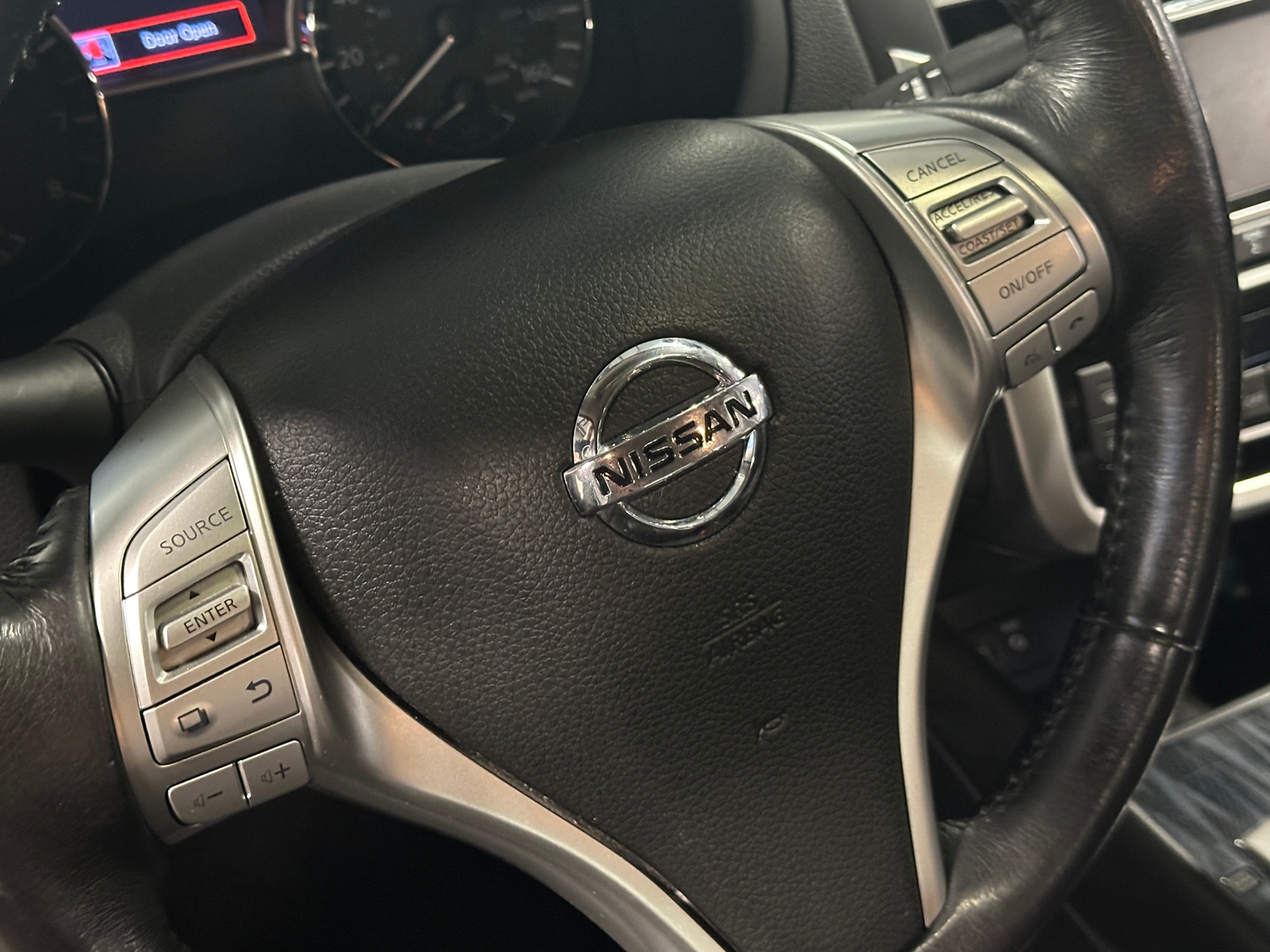 Thumbnail: 2018 Nissan Altima - 4