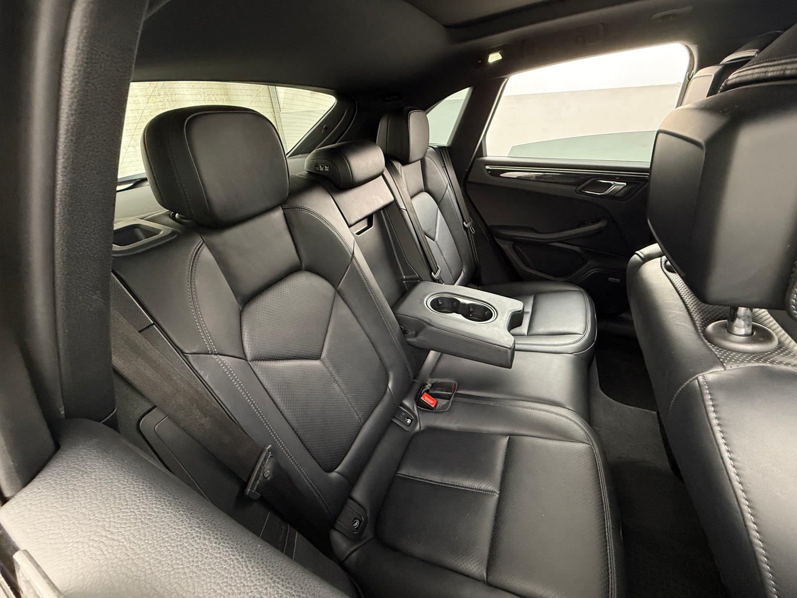 Thumbnail: 2020 Porsche Macan - 5