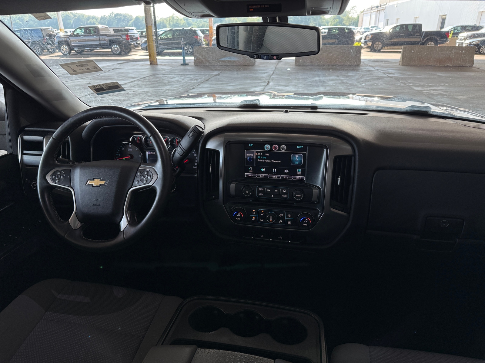 Thumbnail: 2014 Chevrolet Silverado 1500 - 3