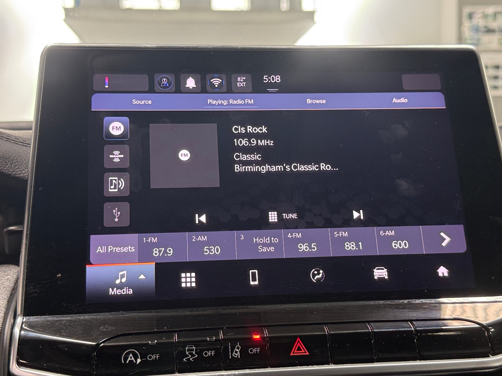 Thumbnail: 2024 Jeep Compass - 4