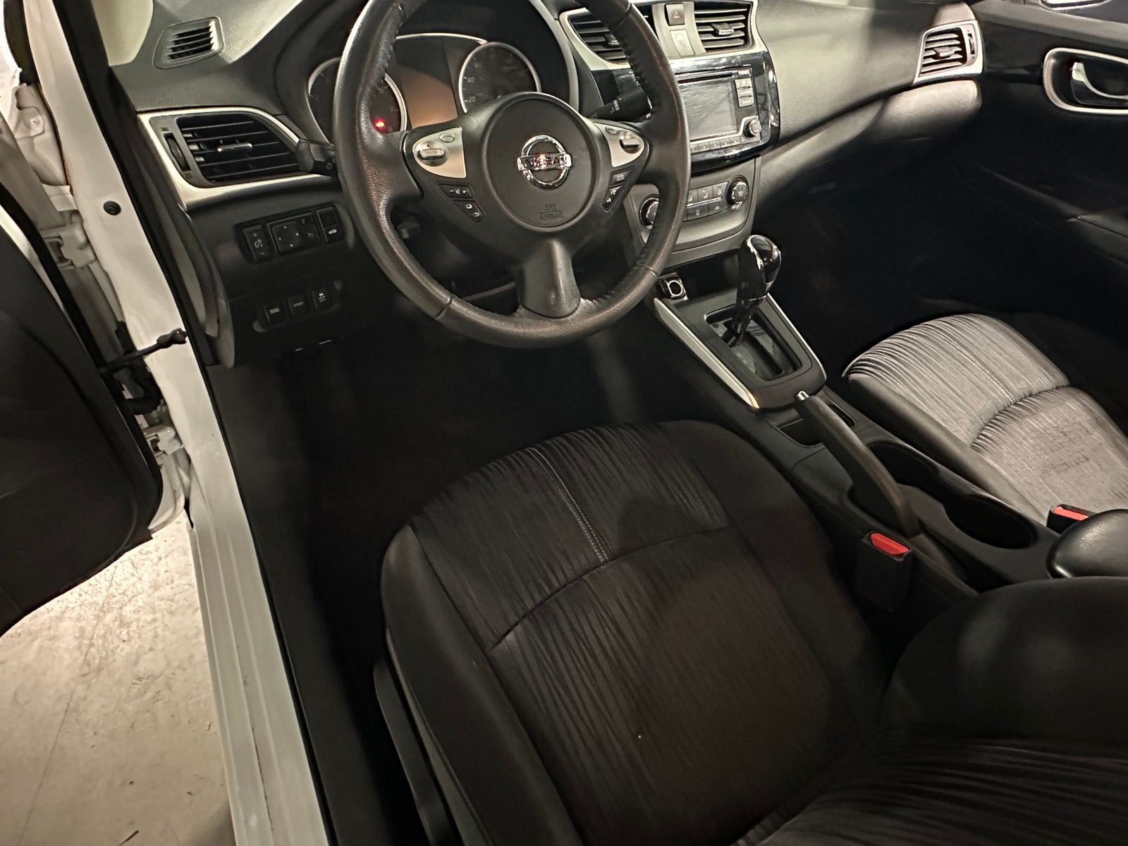 Thumbnail: 2017 Nissan Sentra - 3