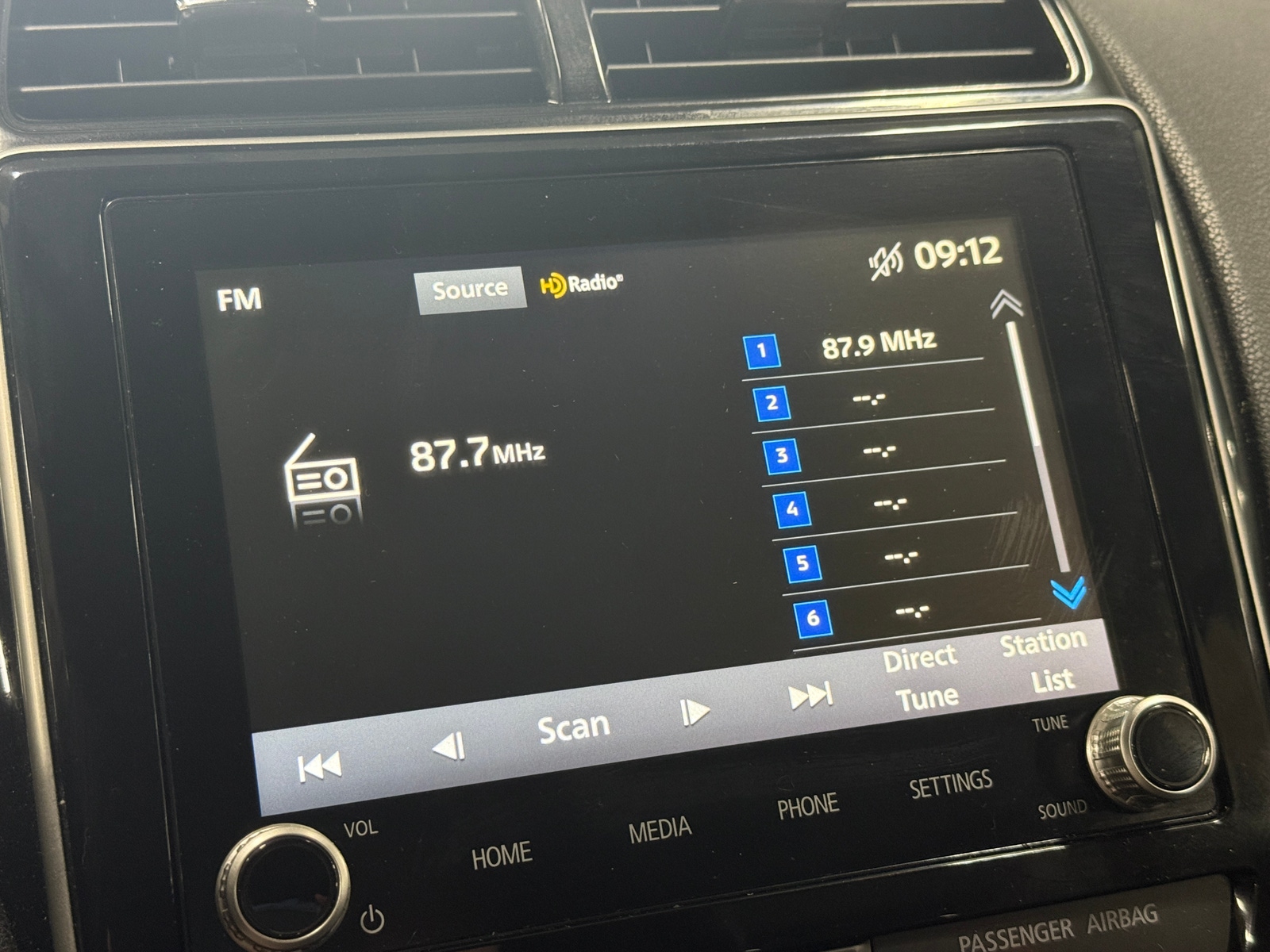 Thumbnail: 2023 Mitsubishi Outlander Sport - 3