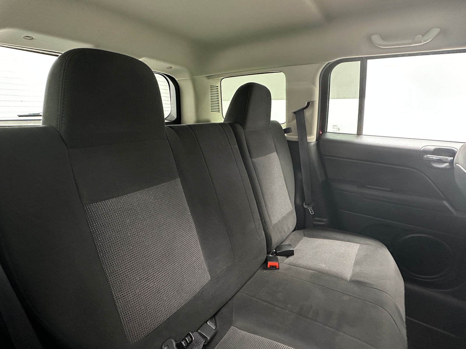 Thumbnail: 2015 Jeep Patriot - 6