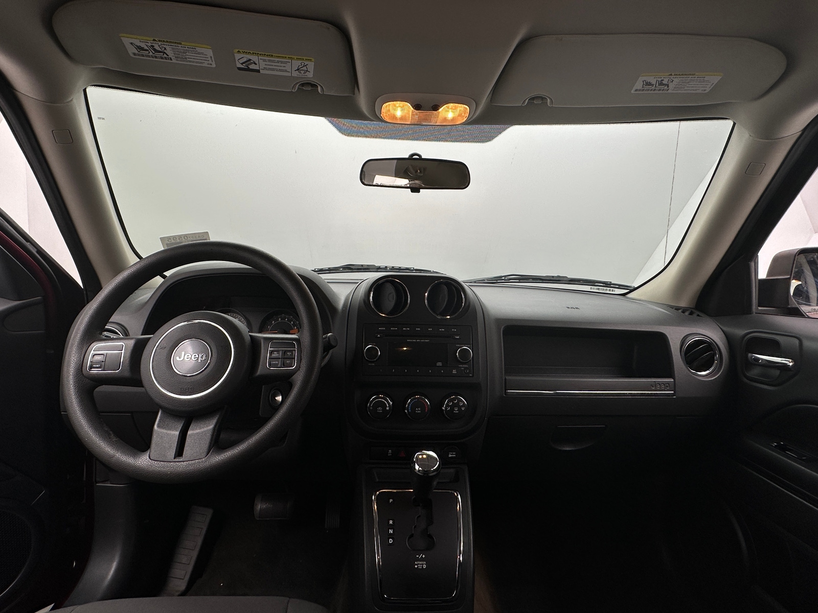 Thumbnail: 2015 Jeep Patriot - 3