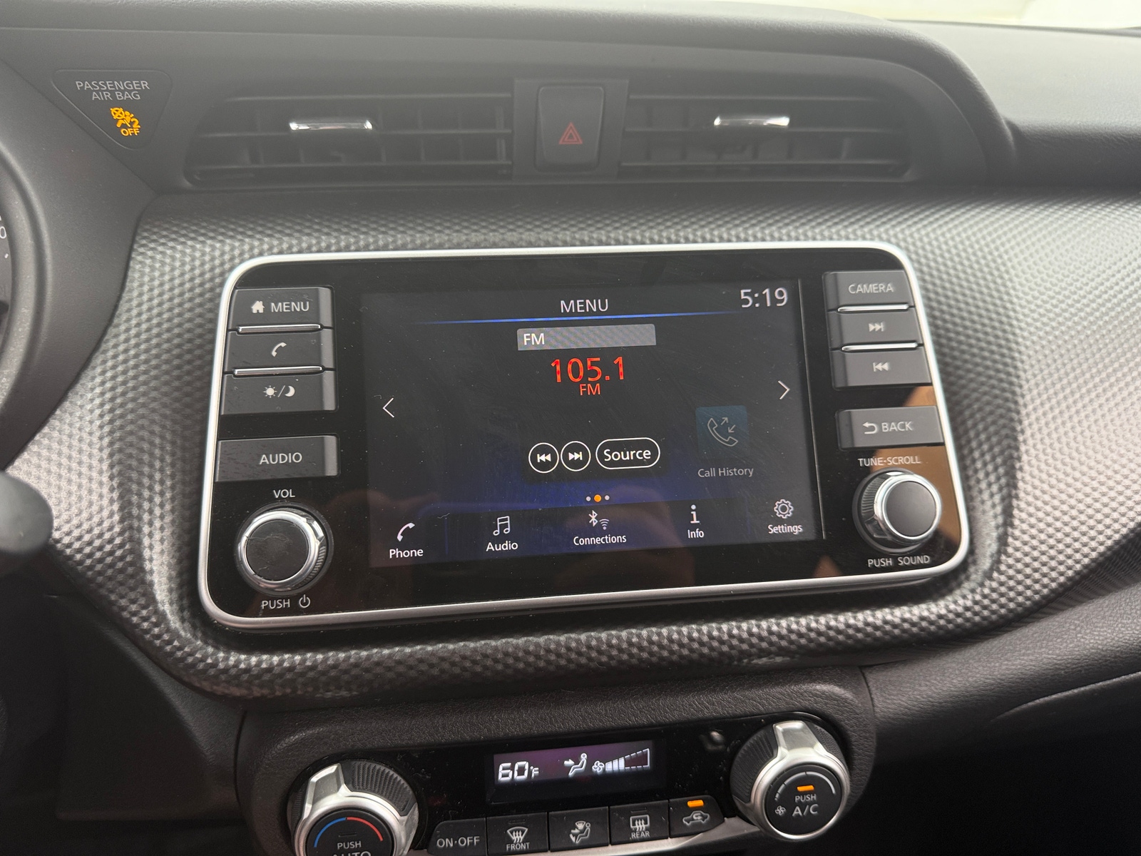 Thumbnail: 2019 Nissan Kicks - 4