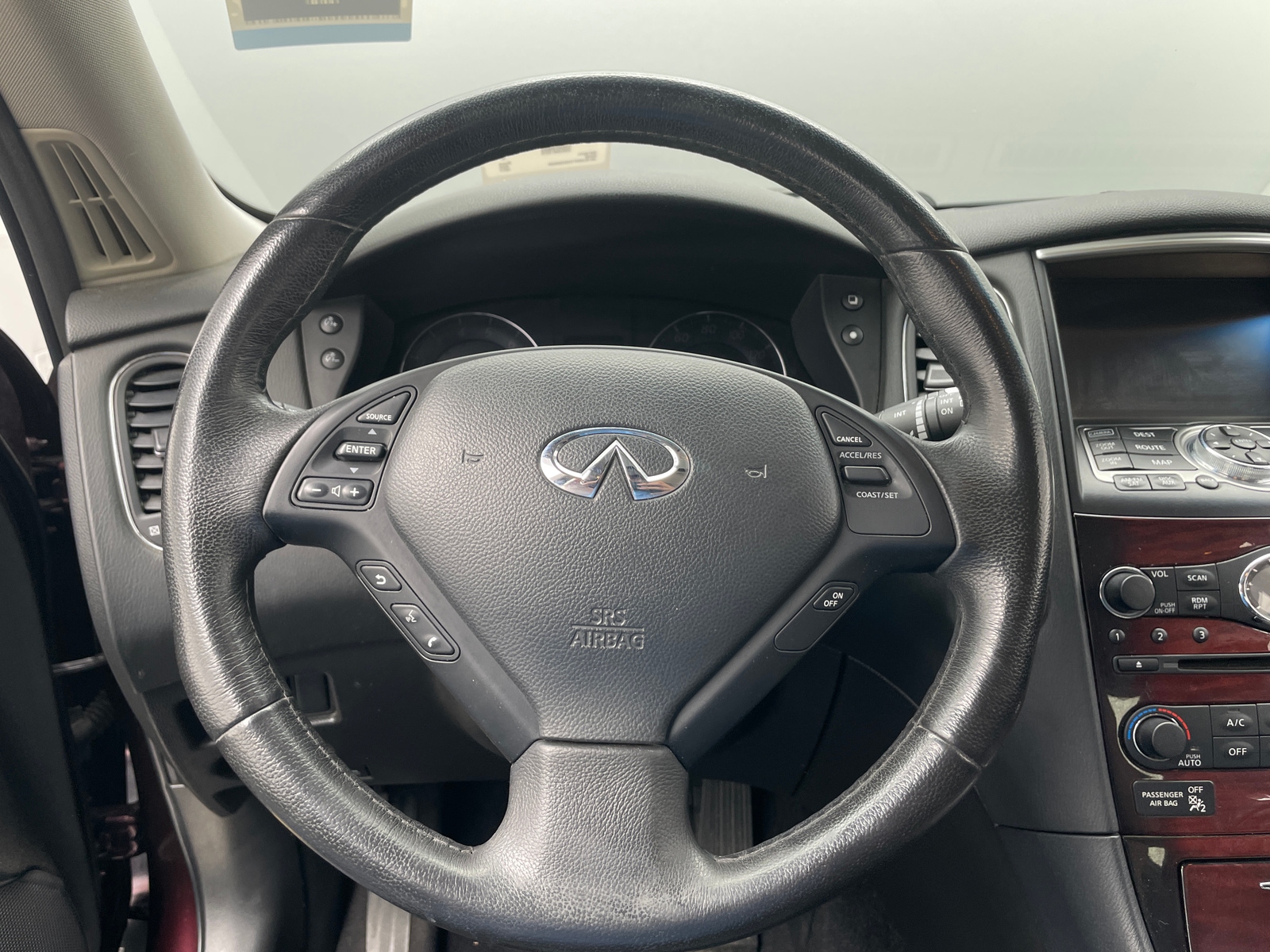 Thumbnail: 2017 INFINITI QX50 - 4
