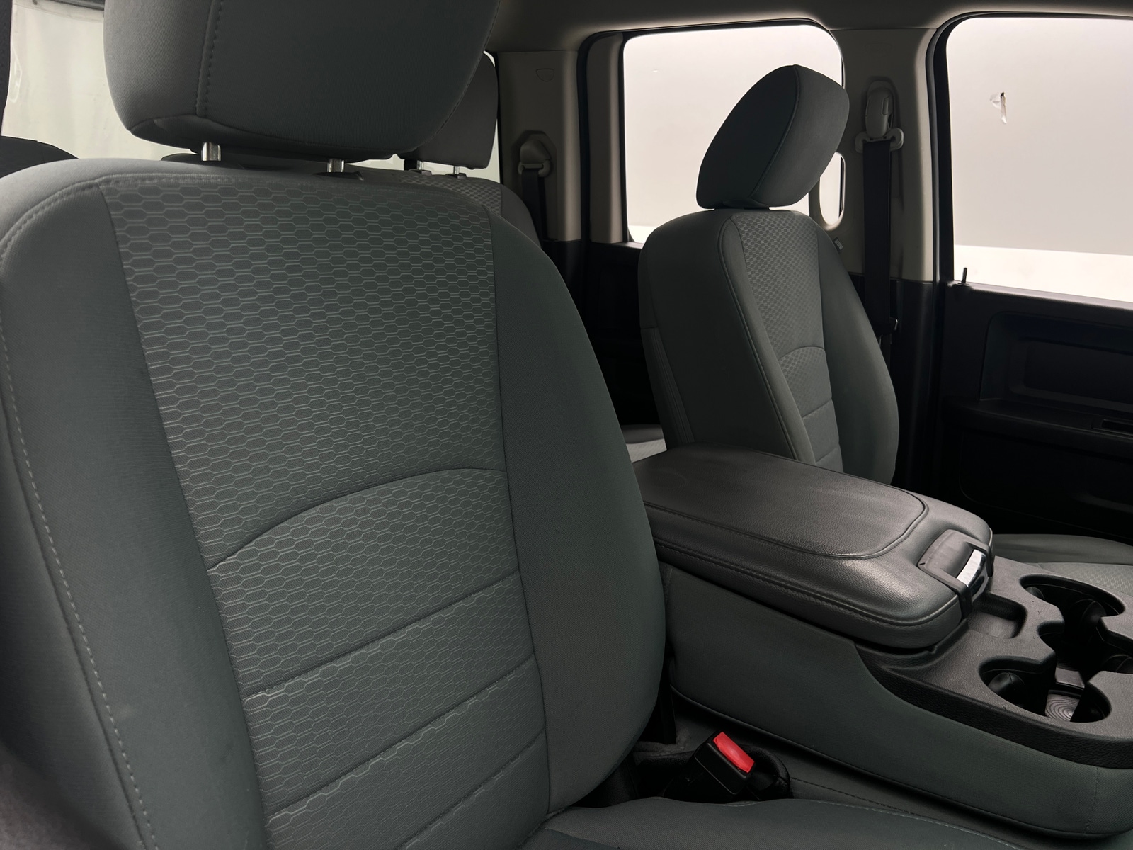 Thumbnail: 2019 RAM 1500 Classic - 2
