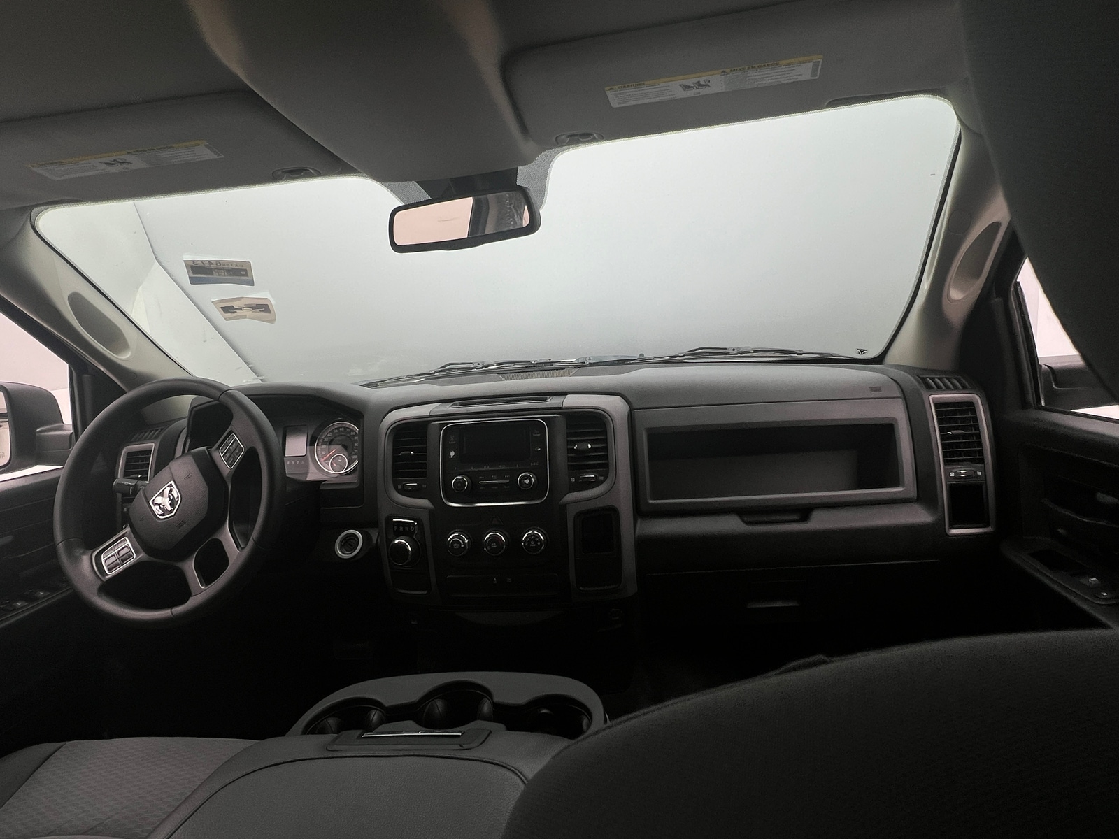 Thumbnail: 2019 RAM 1500 Classic - 3
