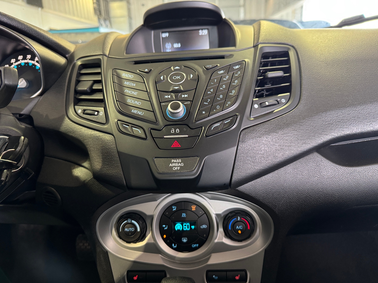 Thumbnail: 2018 Ford Fiesta - 4