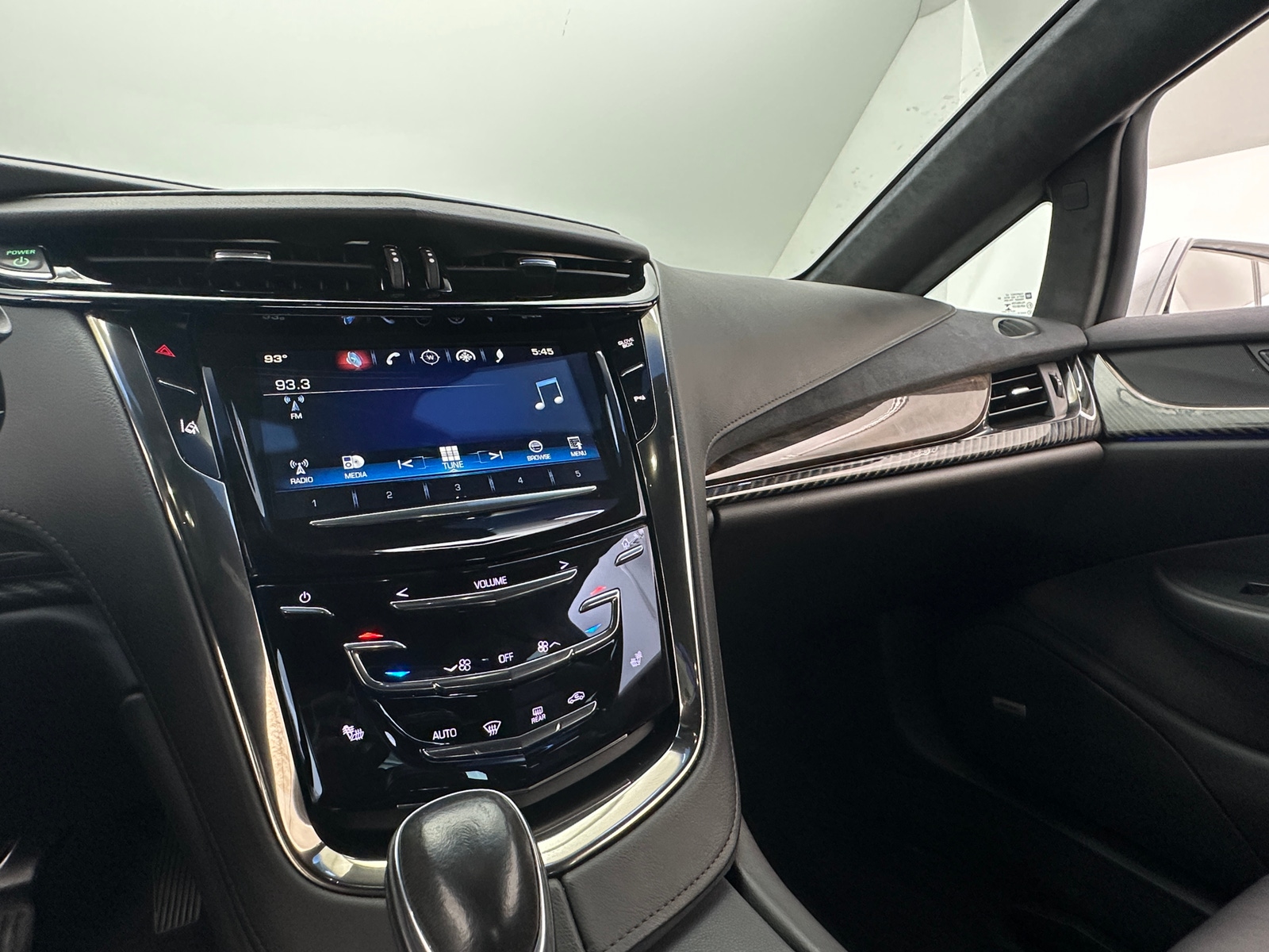 Thumbnail: 2016 Cadillac ELR - 2