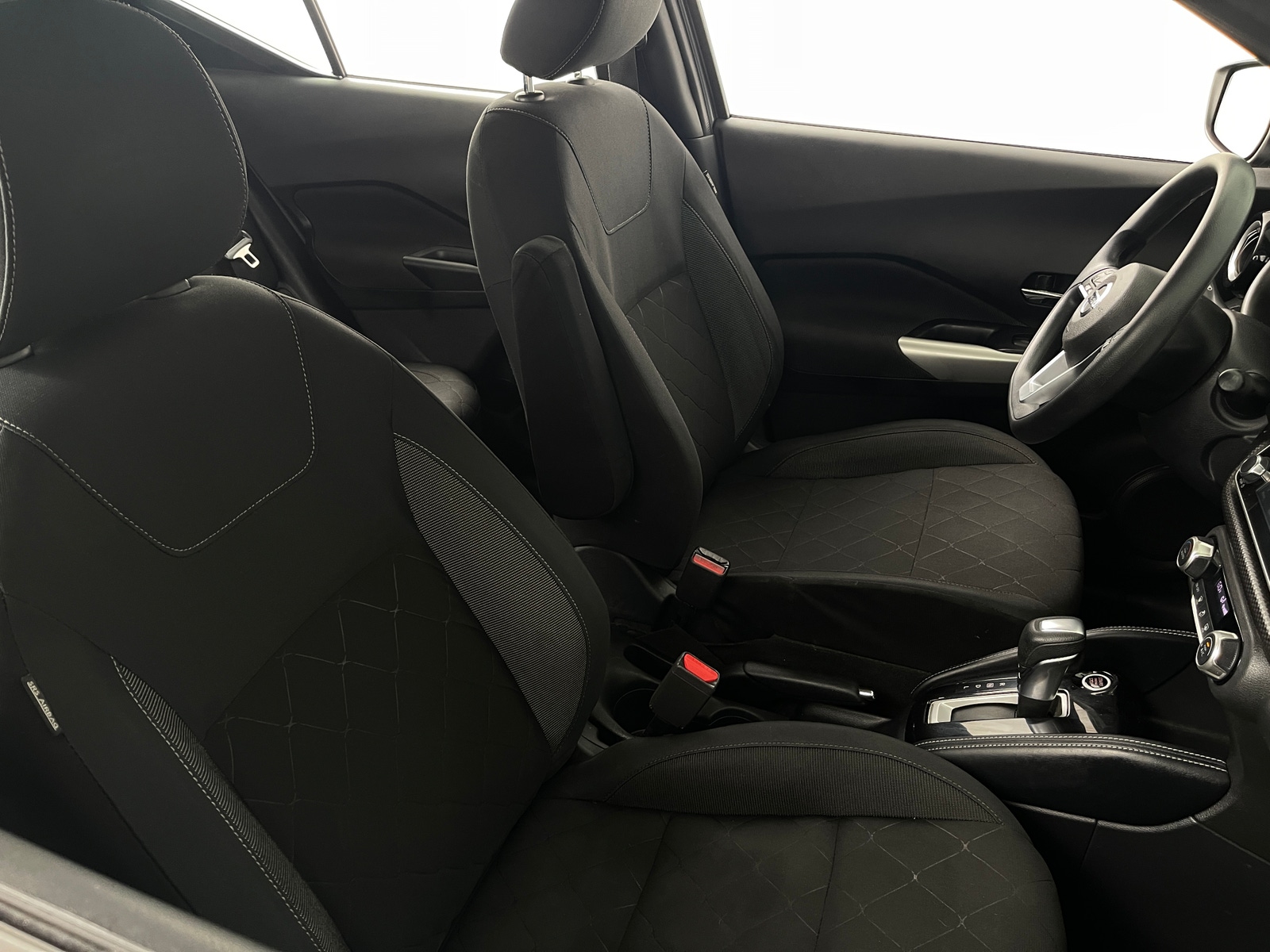 Thumbnail: 2019 Nissan Kicks - 2