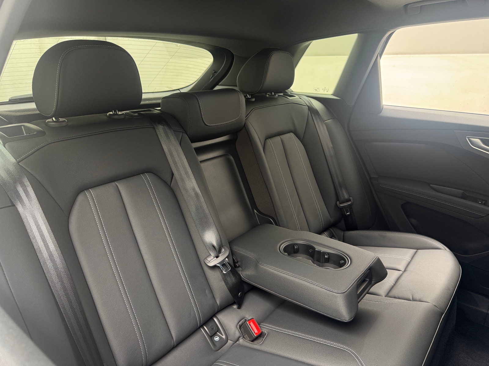 Thumbnail: 2023 Audi Q4 e-tron - 5