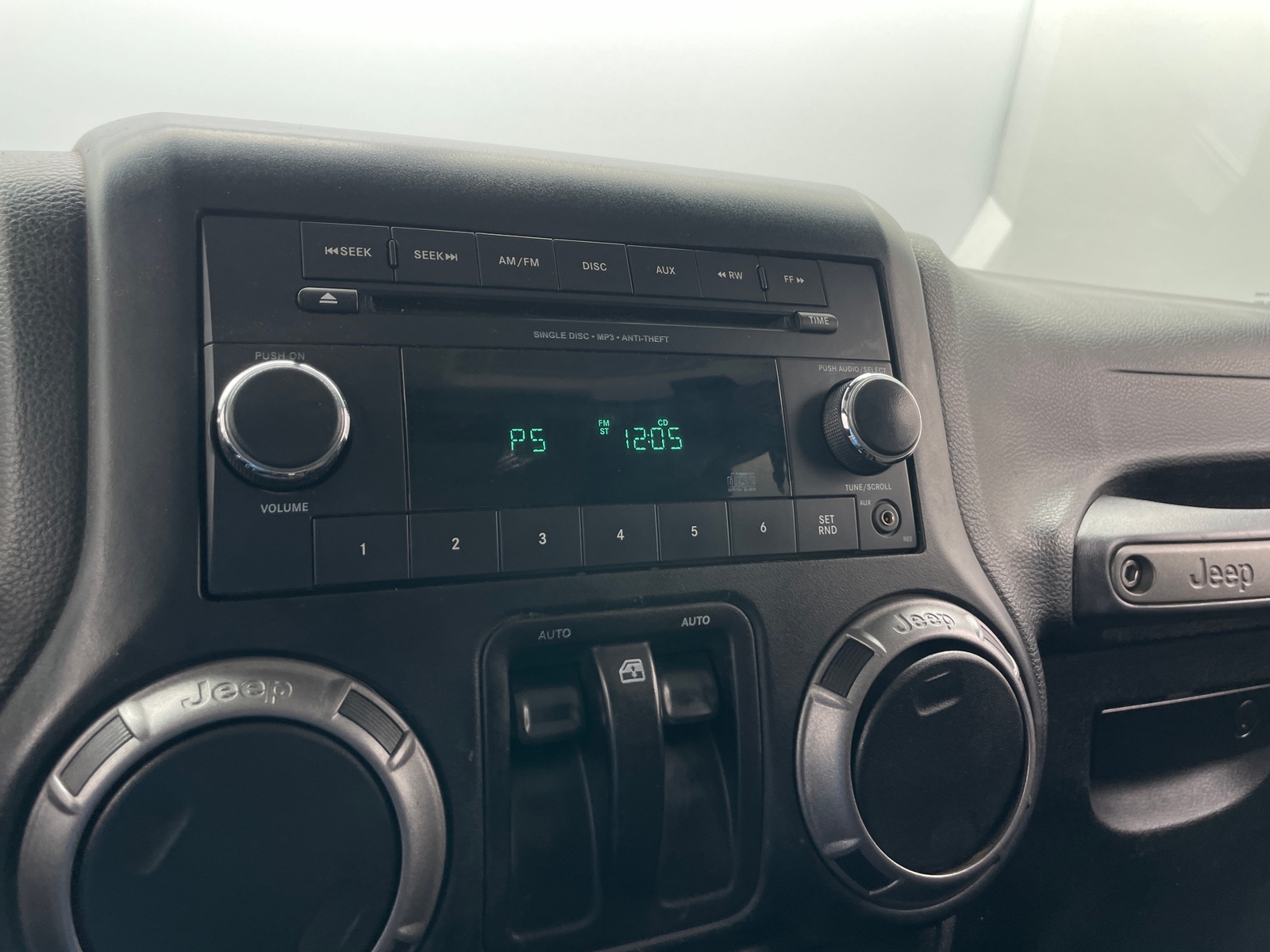 Thumbnail: 2018 Jeep Wrangler - 4