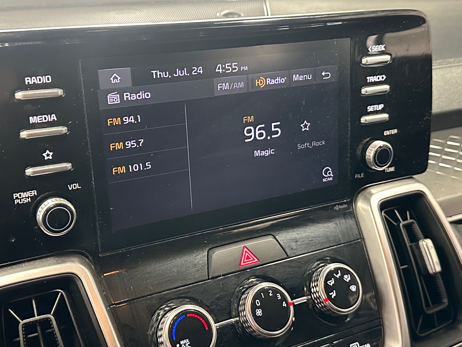 Thumbnail: 2021 Kia Sorento - 4