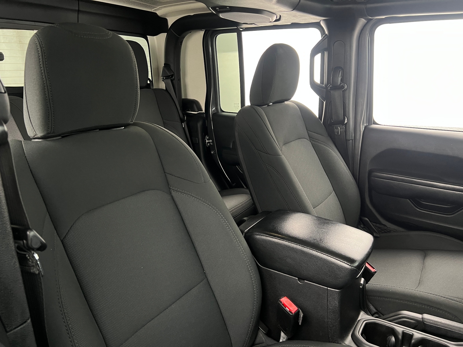 Thumbnail: 2021 Jeep Gladiator - 2