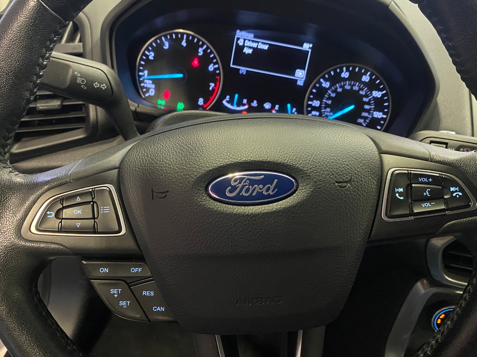 Thumbnail: 2019 Ford EcoSport - 5