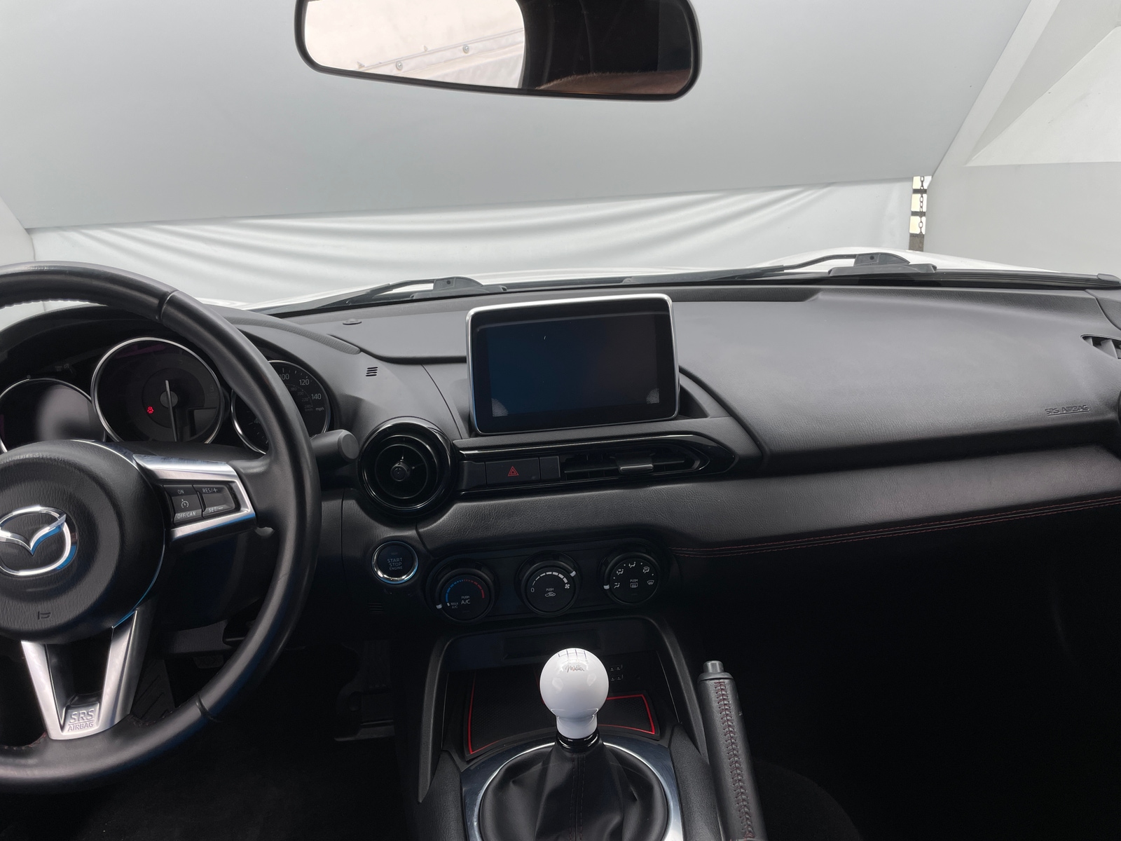 Thumbnail: 2016 Mazda MX-5 Miata - 3