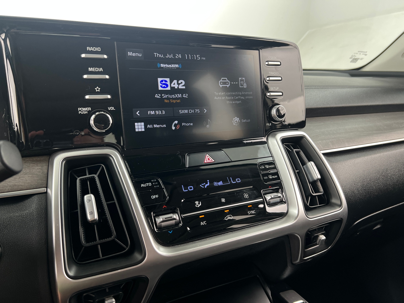 Thumbnail: 2021 Kia Sorento - 4