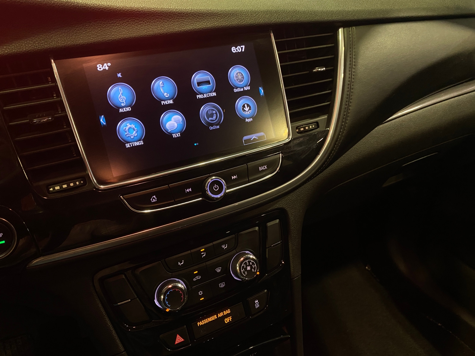 Thumbnail: 2019 Buick Encore - 4