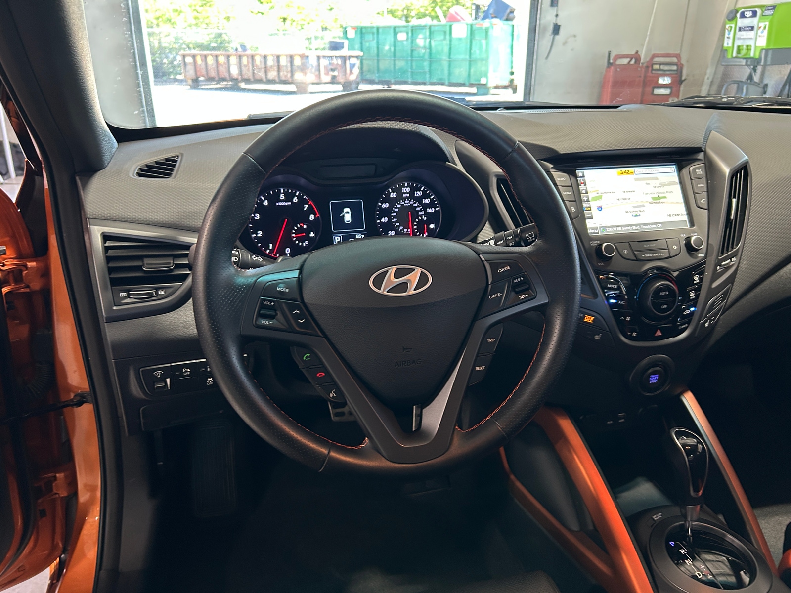 Thumbnail: 2016 Hyundai Veloster - 4